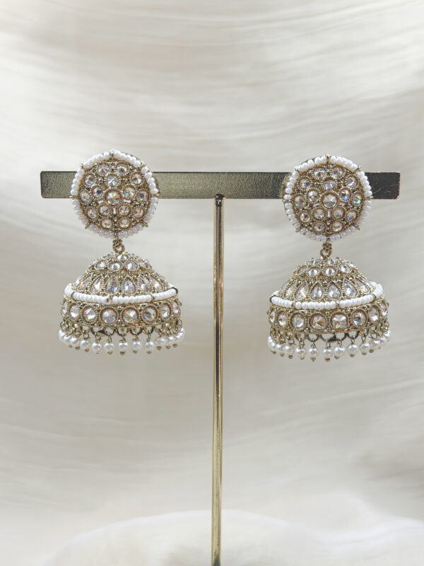 Pearl Jhumka