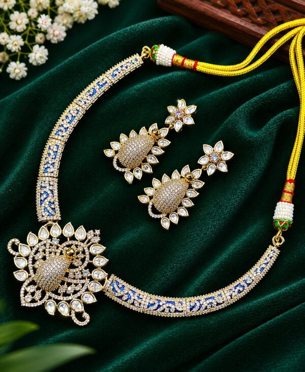 Hasli peacock Kundan set-NE052