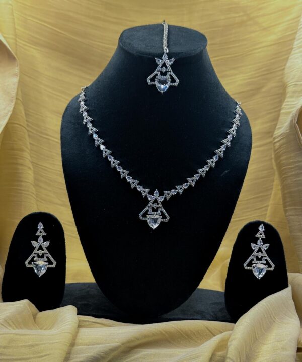 American diamond set with tikka