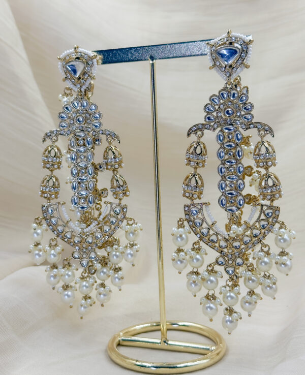 Long golden-pearl Earrings