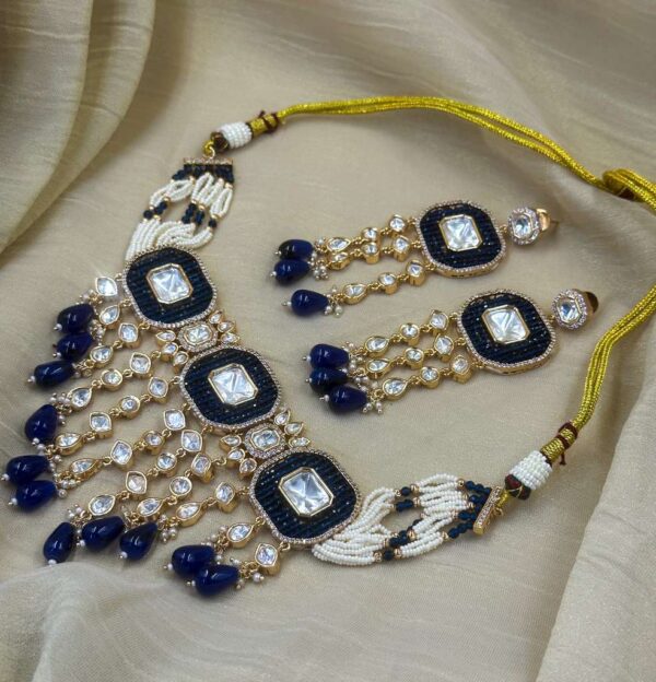 Pearl kundan choker with blue stones-NE033